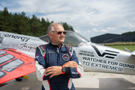 Vostok Europe Jurgis Kairys "UNLIMITED AEROBATICS" VK68-592C775B Zegarek Męski - Limitowana Edycja - Bransoleta mesh oraz dodatkowy pasek silikonowy w zestawie